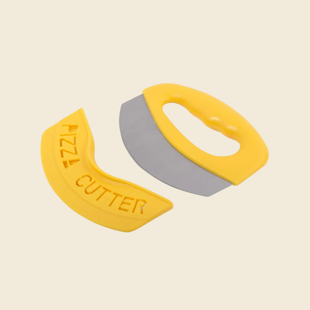 Pizza Cutter with Cover