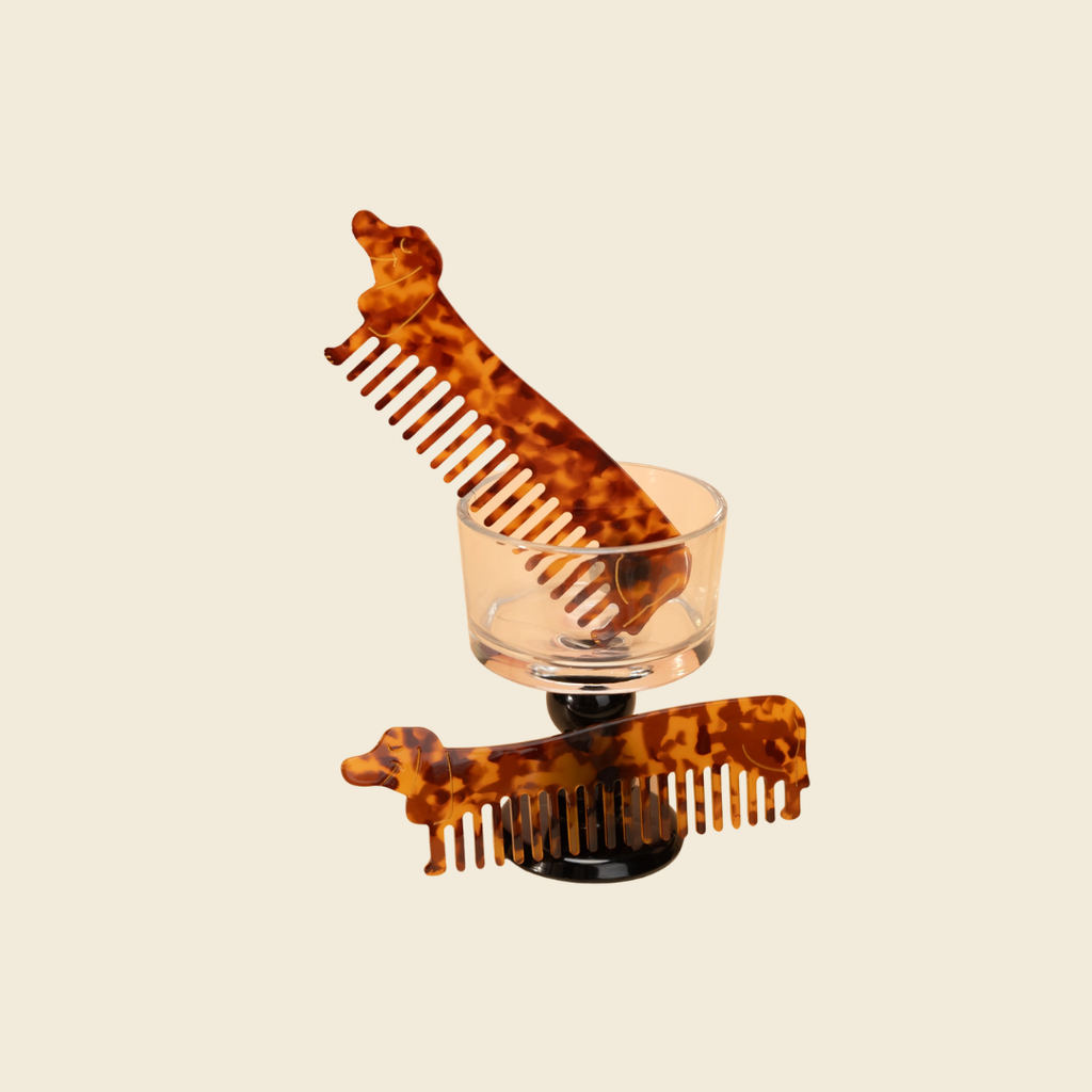 Tortoise Dachshund Hair Comb