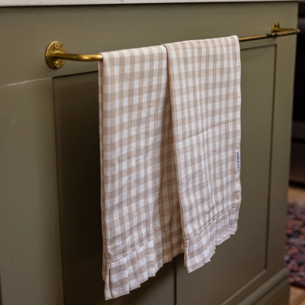 Ruffle Gingham Towels