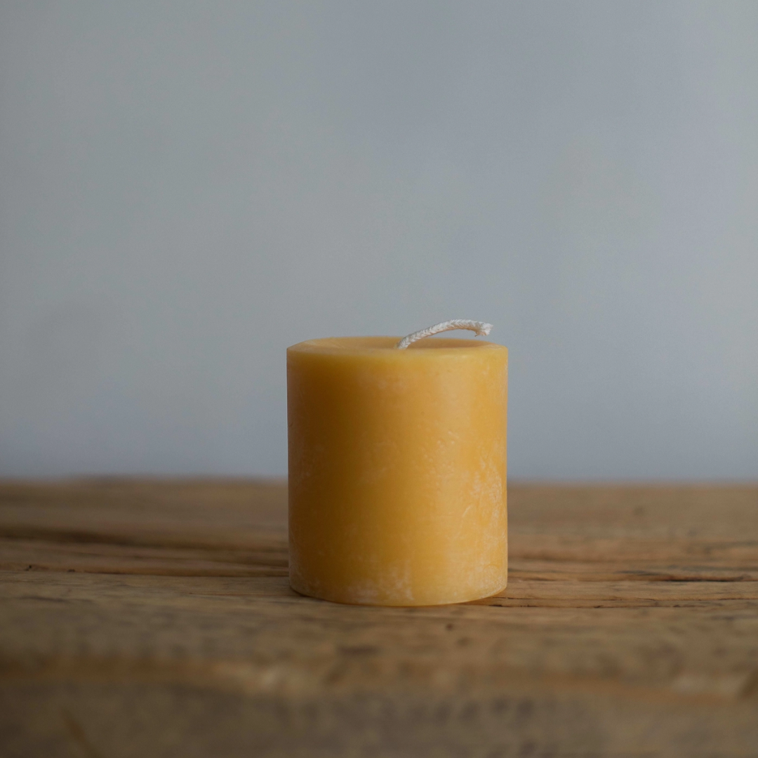 Round Beeswax Pillar