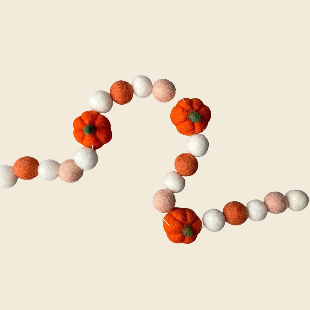 Pumpkin Felt Garland