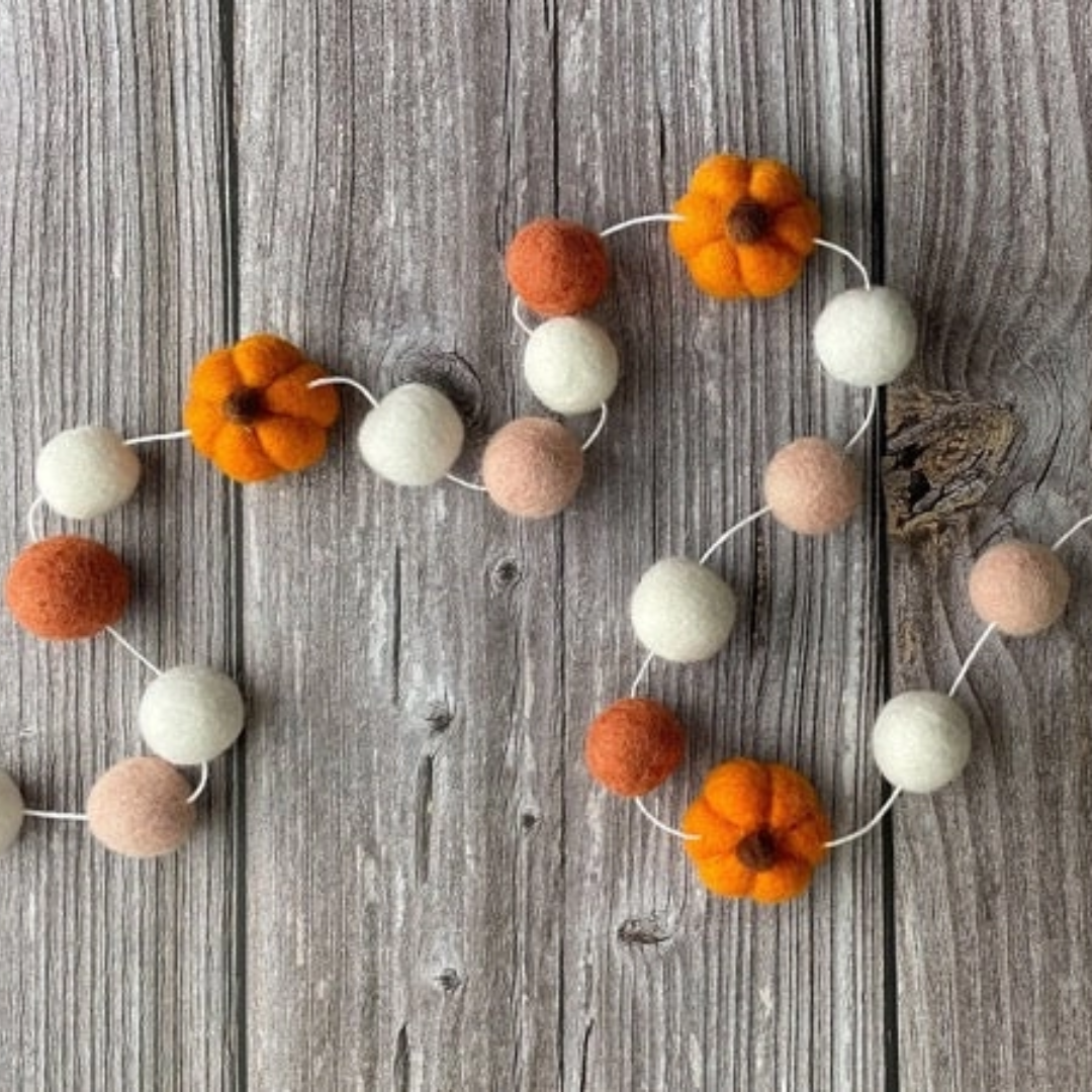Pumpkin Felt Garland
