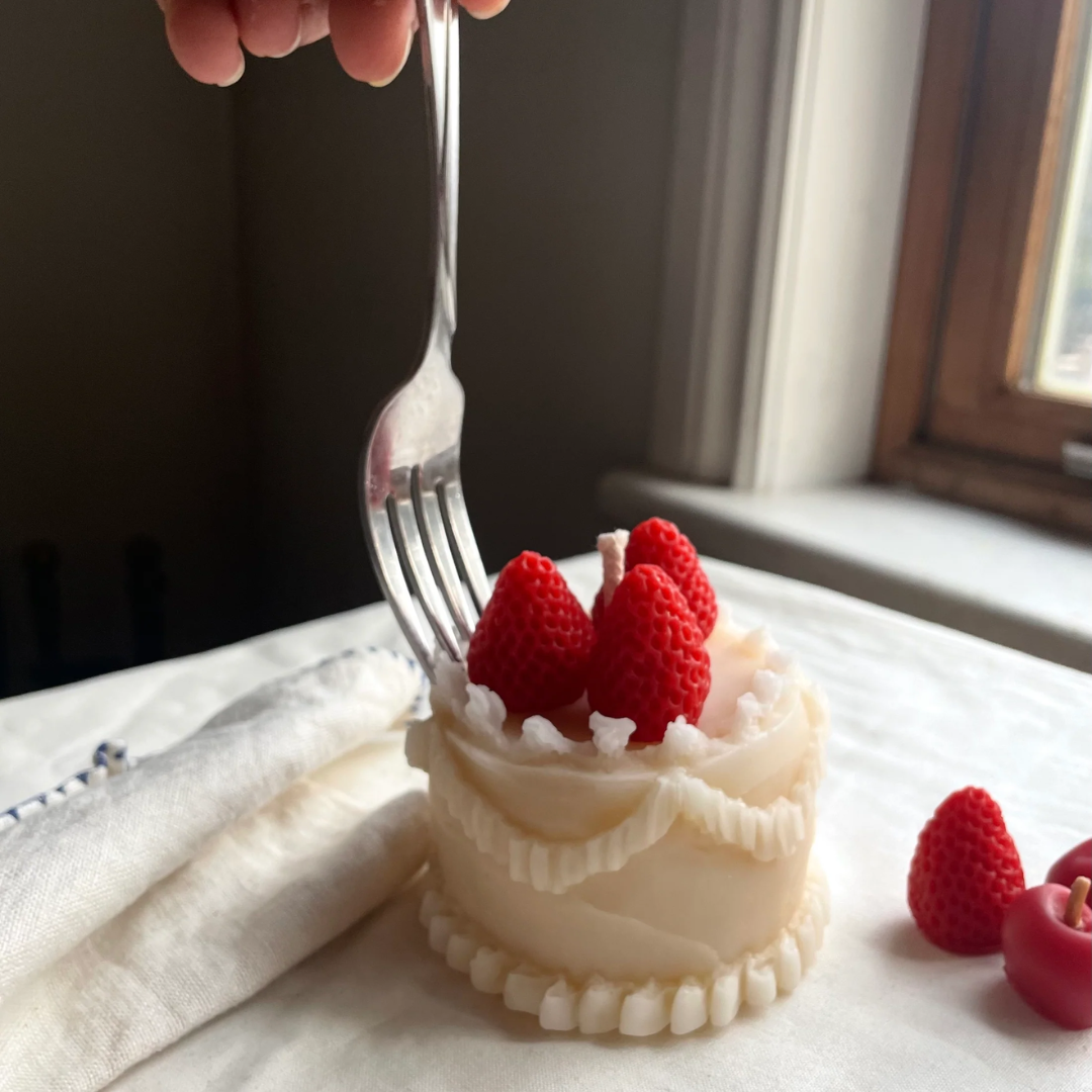 Cake Beeswax Candle